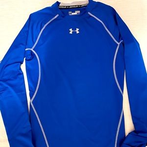 Long sleeve men’s compression tee shirt.